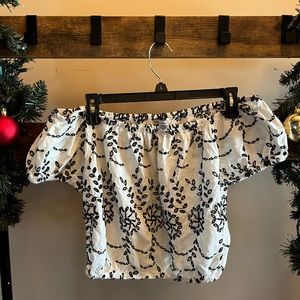 American Eagle cropped top off the shoulder sz sm